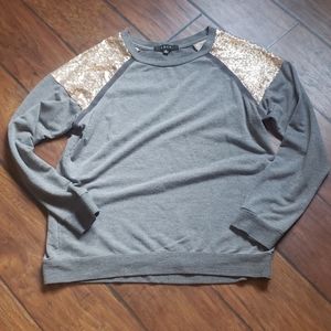 Gently used, pull over sweatshirt
